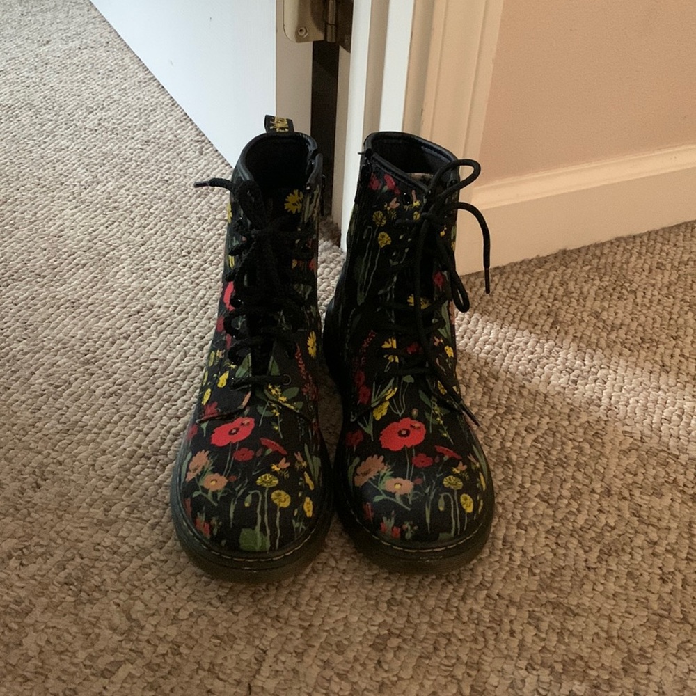 Dr Martens black Botanics Floral 1460 lace up boots 7